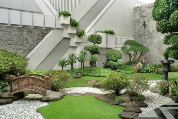 Exemple d'aménagement d'un jardin japonais